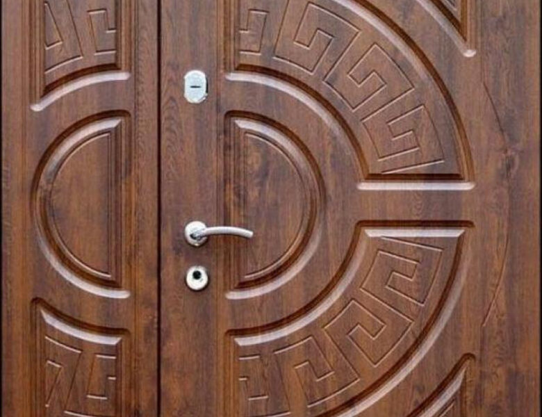 Как входные полуторные двери обеспечивают надежность и безопасность вашего дома