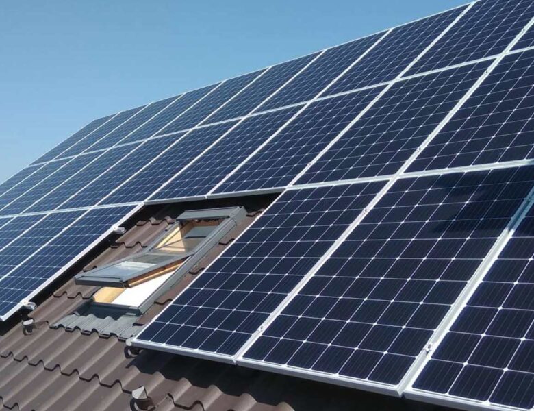 Які переваги мають сонячні електростанції для приватних будинків