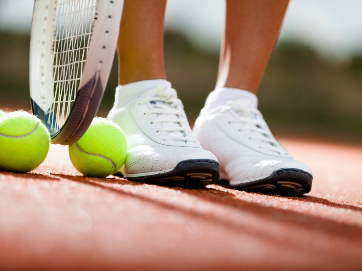 Как выбрать женские кроссовки для тенниса?